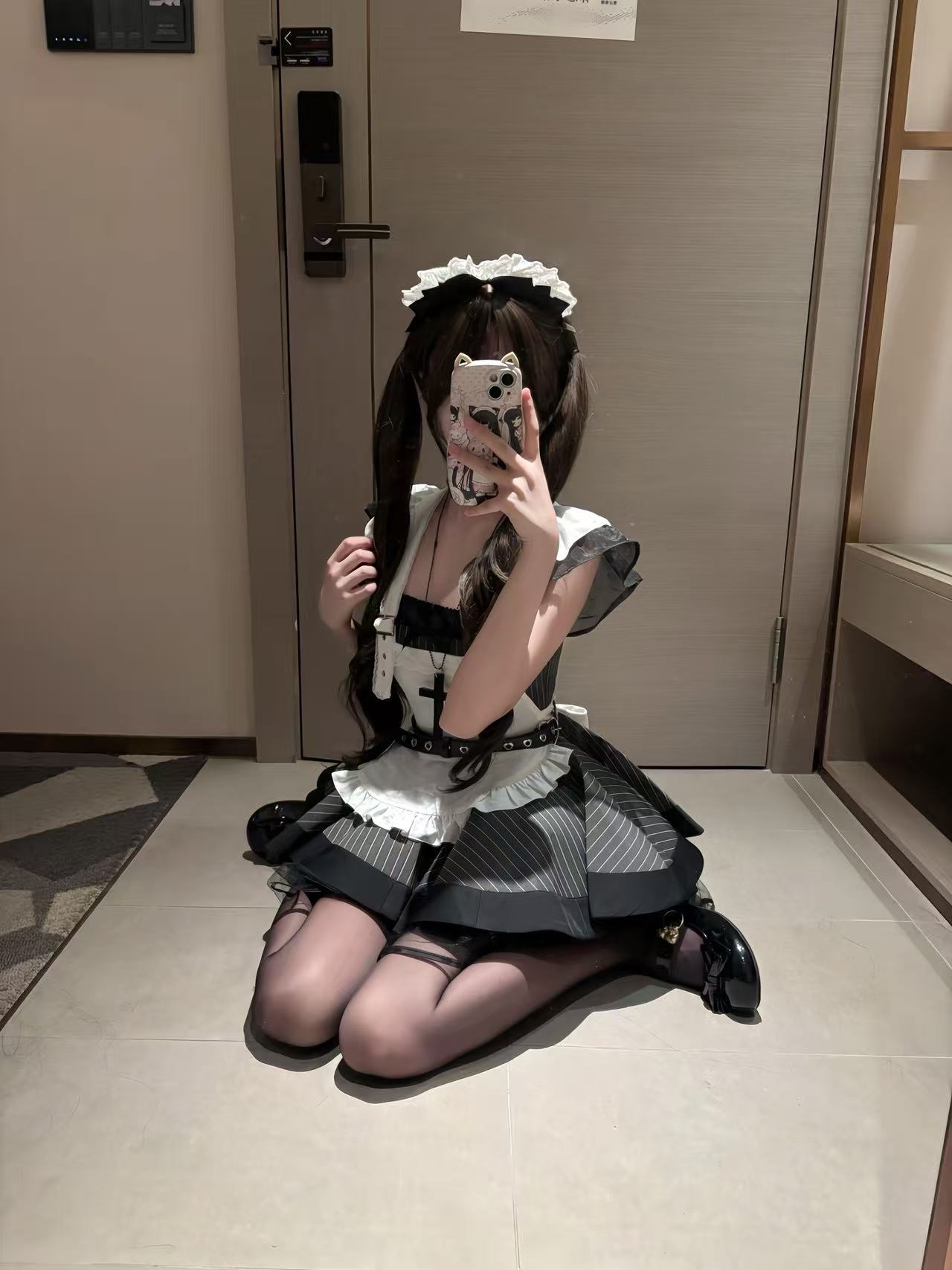 d897b6233b17e6e68ed3e1db3c768de4.jpg